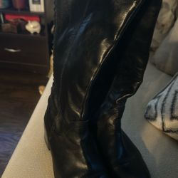 Used Leather Boots Size 6/36