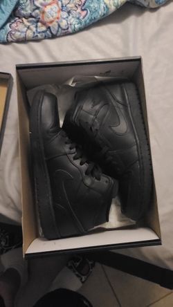 Jordan 1 Black