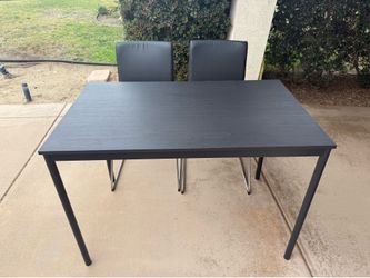 Small IKEA table and chairs