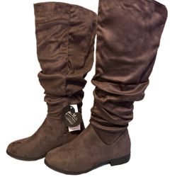 Women’s wide Calf Stretchy Slouchy Suede Boots 