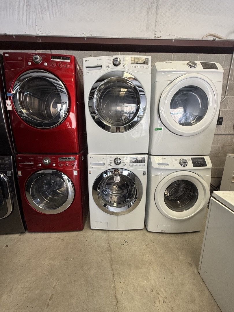 LG Washer and Dryer Set
