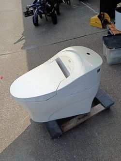 Ove Saga Bidet Smart Toilet
