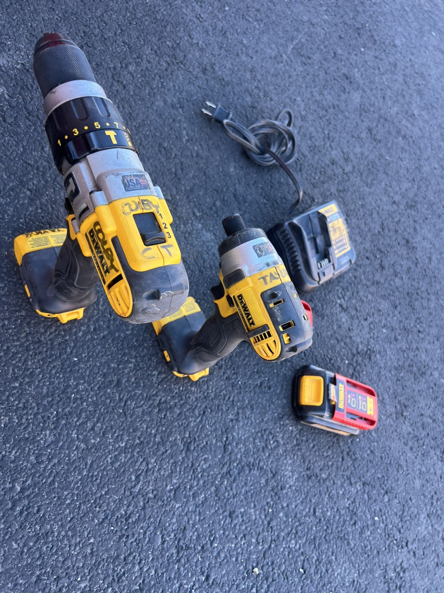 Dewalt Hammer Drill And Impact Set W/Battery And Charger Included