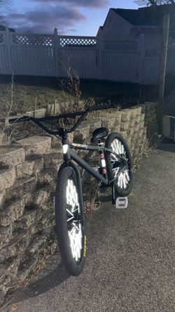 Se bike 26 inch black and white