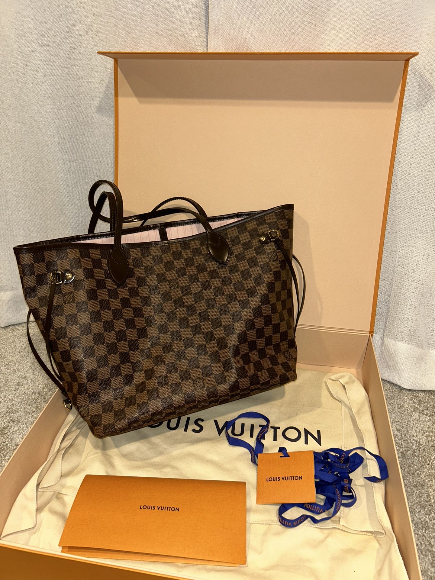 Louis Vuitton Neverfull MM