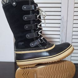 Fabulous Sorel Joan of Arctic Knit II Black Suede Boot Women's US Size 7.5