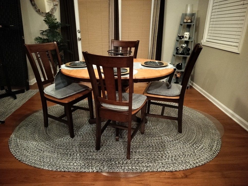 Beautiful Wood Dining Table 