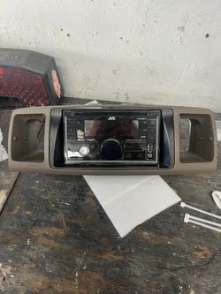 2004-7 Toyota Corolla Radio 