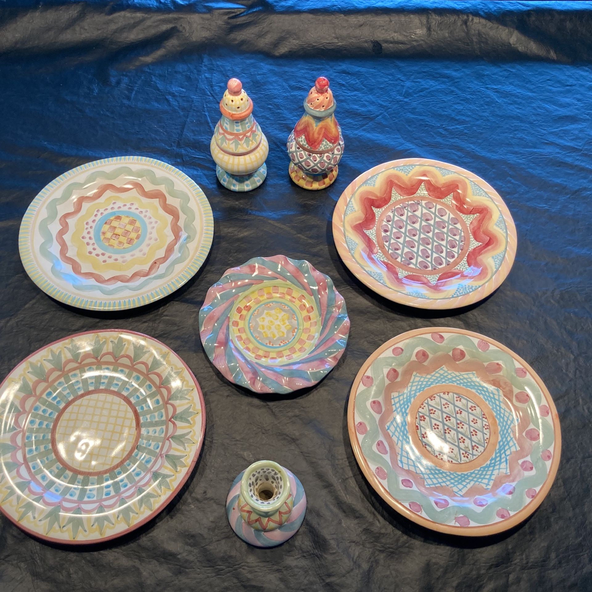 Mackenzie-Child 1990’s Victoria&Richard Ceramic Set lol