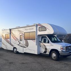 2020 THOR FOUR WINDS 28A