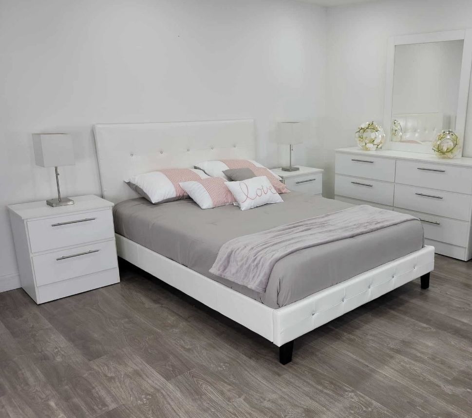 Bedroom Set - Juego De Cuarto 