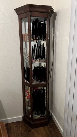 Corner display cabinet