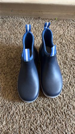 Boys water boots