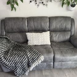 Manual recliner 3 seat sofa with electric remote