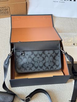 Men's messenger bag     