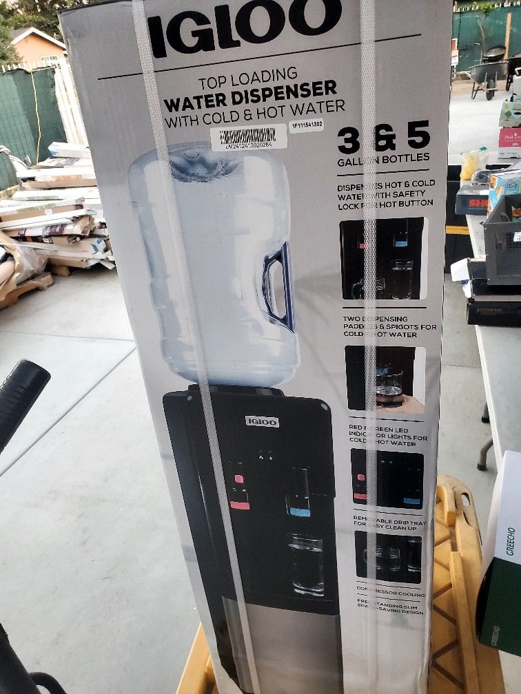 WATER DISPENSER ?? WITH COLD HOT WATER NEW