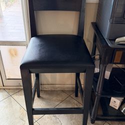 Black Cushioned Bar Chair