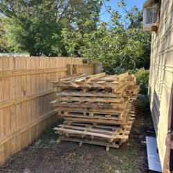 Free Pallet And Oak Wood