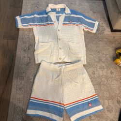 Men’s casa Blanca knit set.