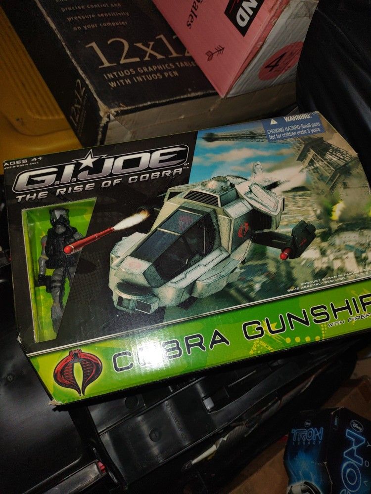 GI Joe Movie Bravo Vehicle Cobra Gunship with Firefly V1