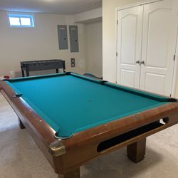 Brunswick Pool Table 8ft