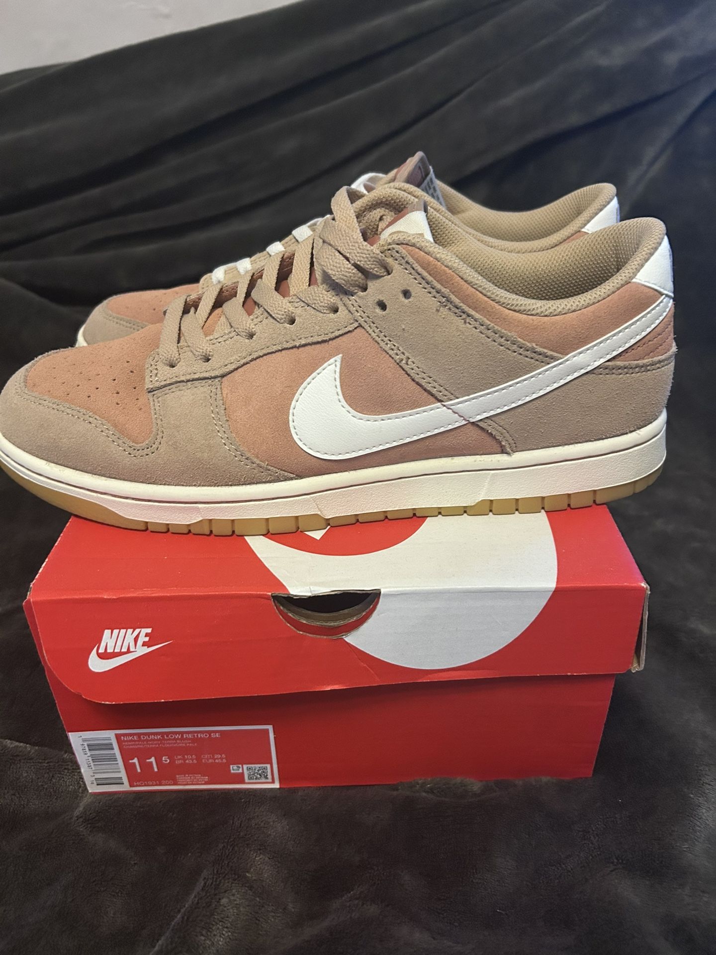 Nike Dunks 11.5