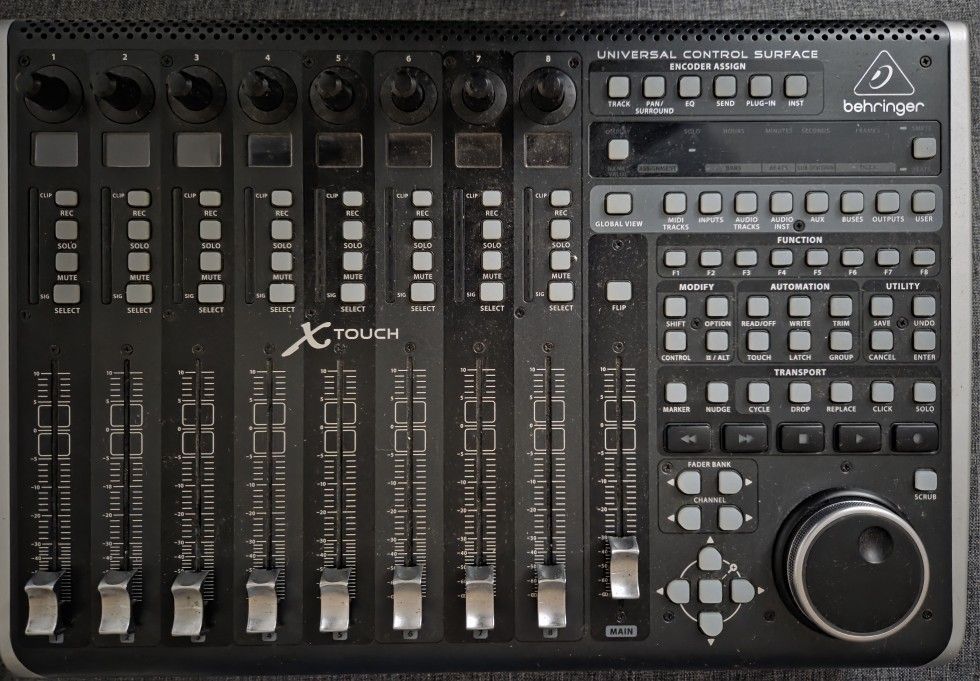 Behringer Universal Control Surface and Extenders