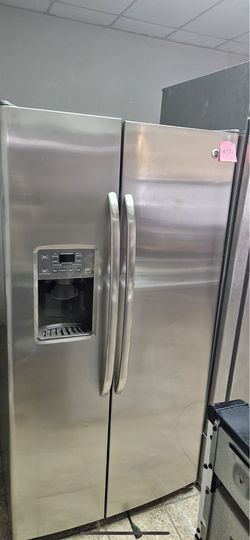GE 36” Side by Side Stainless Steel Refrigerator