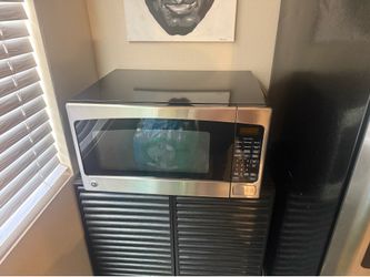 General Electric microwave