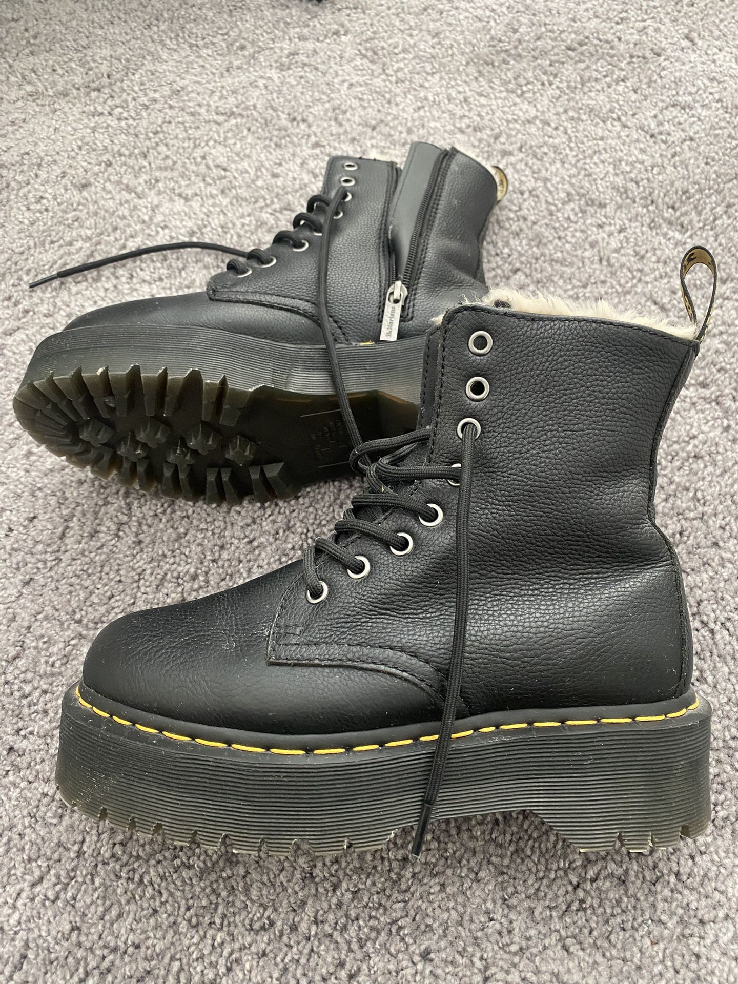 Dr. Martens, Platform, Black Leather, Faux Fur, Size 7 W