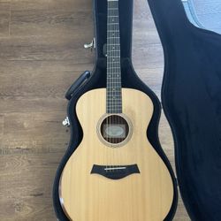 Taylor Academy 12e guitar