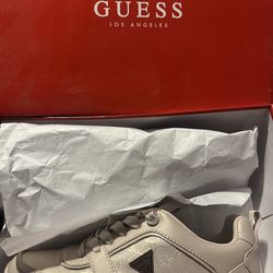 Woman’s Guess tennis shoes