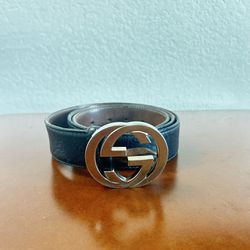 Gucci belt (Signature Leather, Silver buckle)