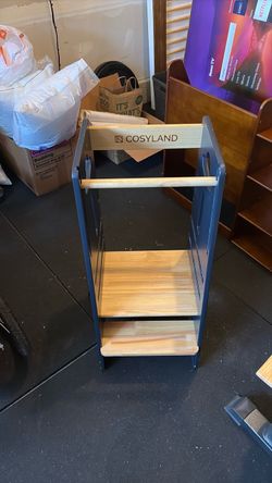 Wood adjustable toddler stand- Like New Condition