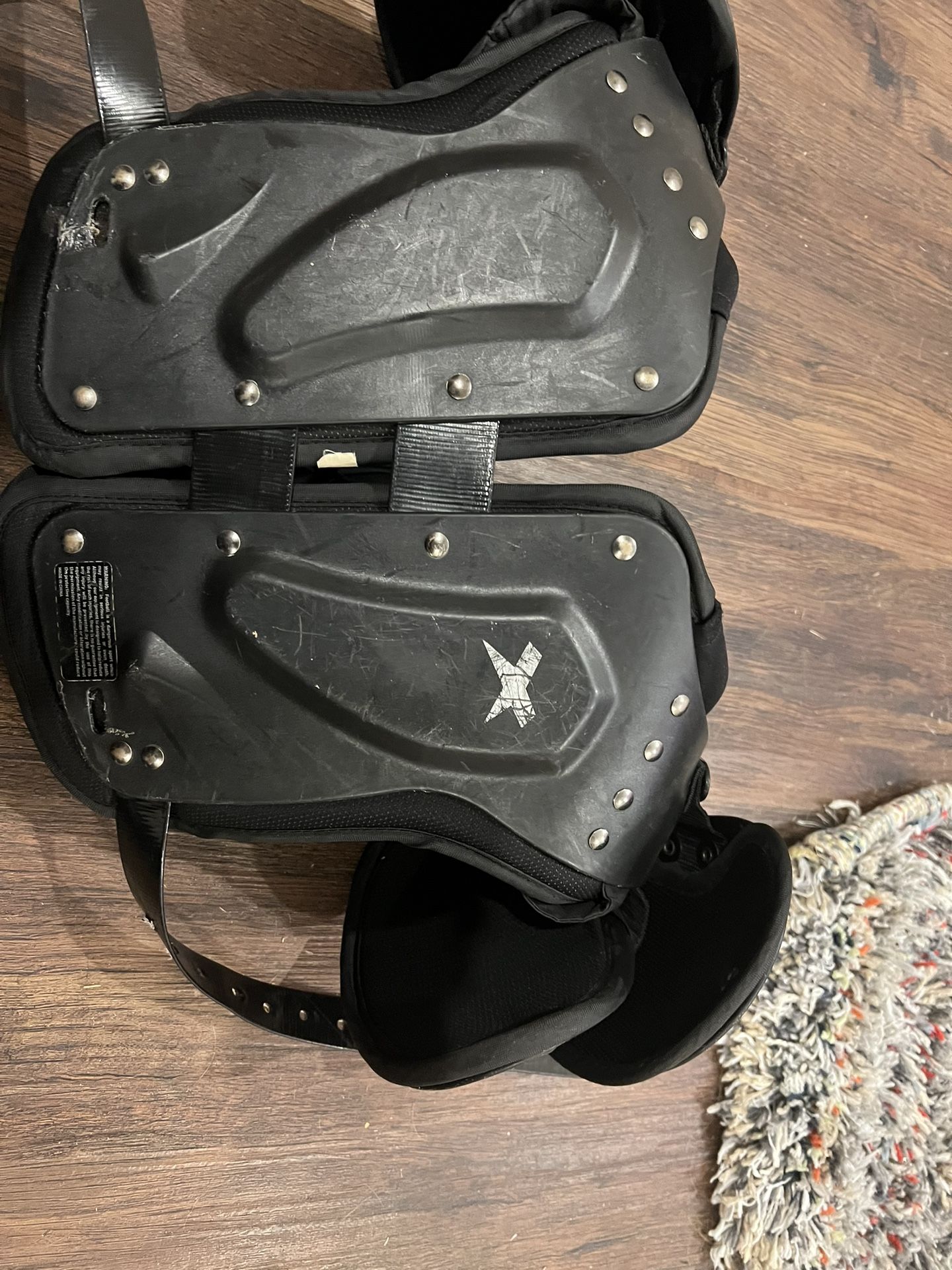 xenith youth shoulder pads