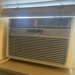 Frigidaire Window Air Conditioner 6,000 BTU 