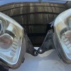 Buick Enclave Headlights 