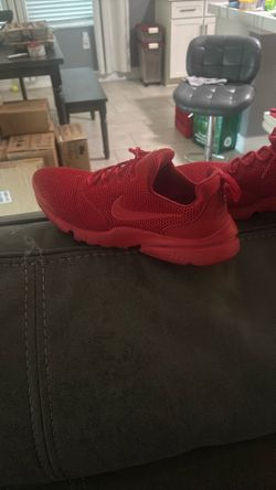 Nike Presto Fly - Size 7Y