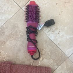 Bed Head Brush Straightener