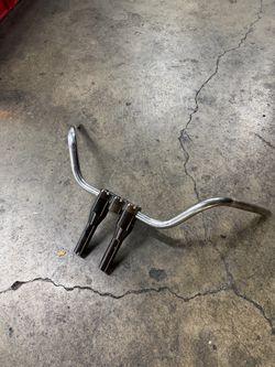 Chrome Motorcycle Handlebars with riser