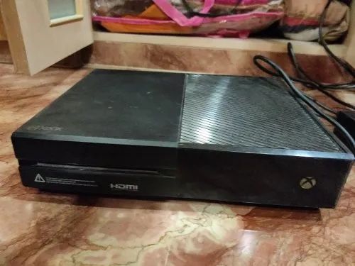 Black Xbox One S