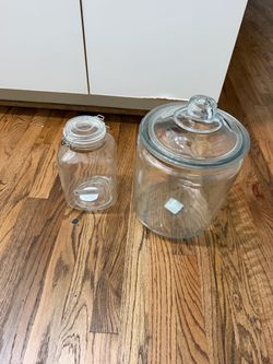 Large Glass Storage Jars with Lids – Set of 2
