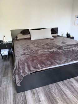 Bed Frame 4 Drawer storage (King Size)