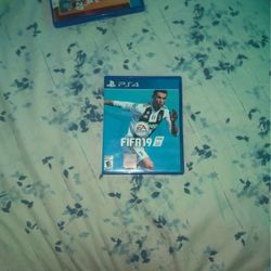 PS4 FIFA19 Game 