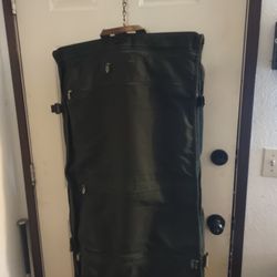 Very Nice Dakota Brand Garment Bag Please Read Full Description