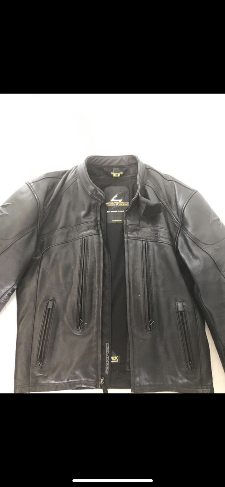 Motorcycle protective leather jacket like new
