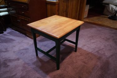 Refurbished Spinning Side Table – Forest Green & Cognac Stain – Like New