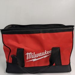 Milwaukee Circular Saw And Drill Set 