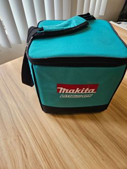 Makita 18V LXT Lithium-Ion 2-Piece Combo Kit + Accessories