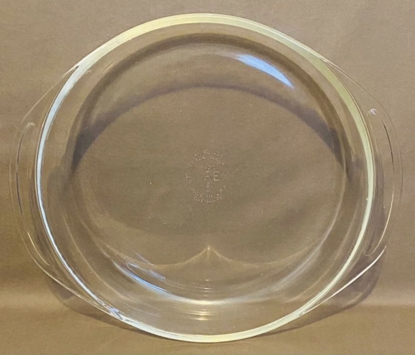 Vintage Pyrex #221 Clear Glass 8.25” Handled Deep Pie Dish 